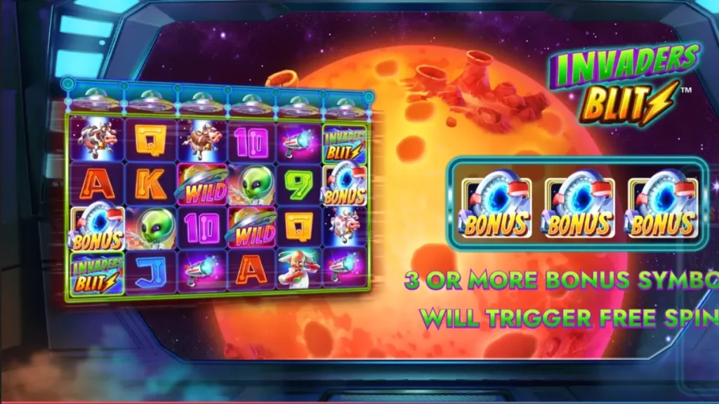 Tampilan layar permainan slot Invaders Blitz dengan tema alien dan sapi luar angkasa